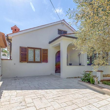 Villa Agatta With Private Pool Smoljanci Exterior photo